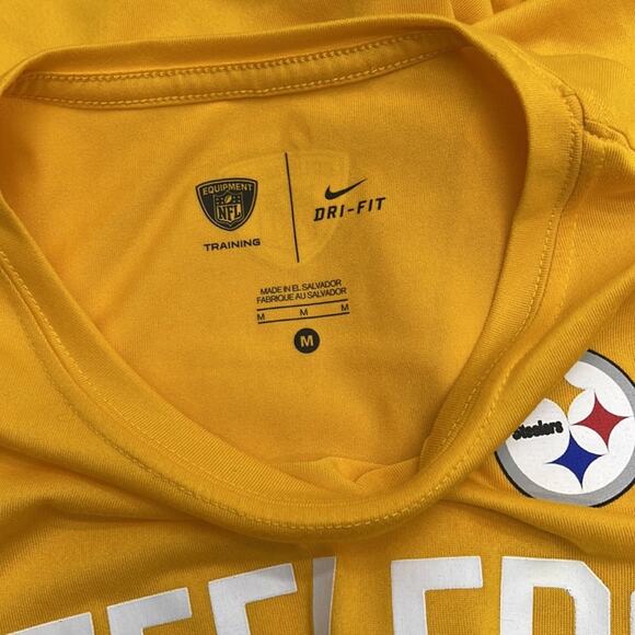 NIKE Boy’s Medium Yellow Long Sleeve Performance T-Shirt - Picture 4 of 6